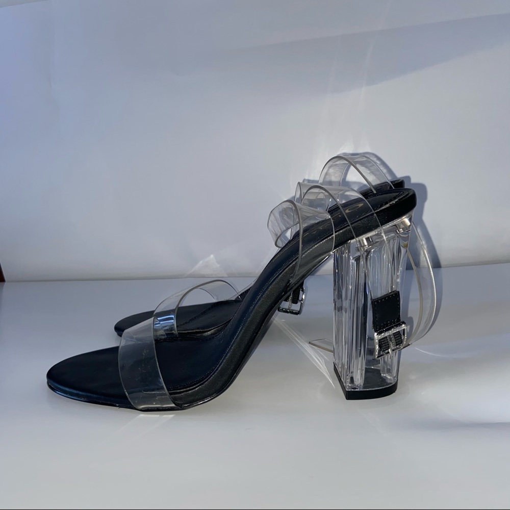 FOREVER 21 Clear Lucite Ankle Strap Heels in Size 7.5